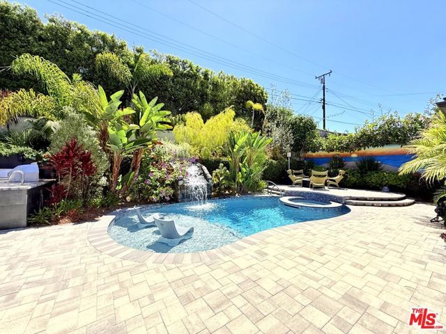 5500 Shenandoah Avenue, Los Angeles, CA 90056