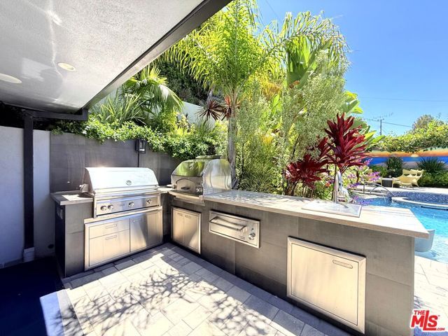 5500 Shenandoah Avenue, Los Angeles, CA 90056