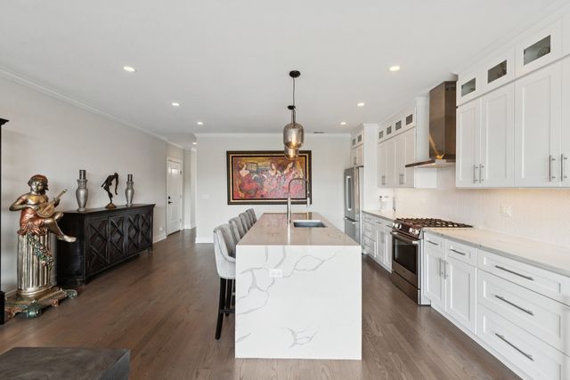 5137 N LINCOLN Avenue 4S, Chicago, IL 60625