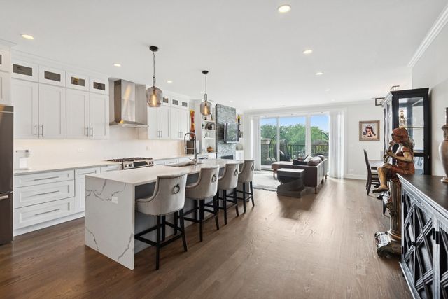 5137 N LINCOLN Avenue 4S, Chicago, IL 60625