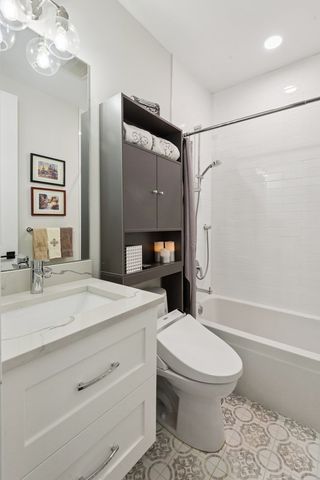 5137 N LINCOLN Avenue 4S, Chicago, IL 60625