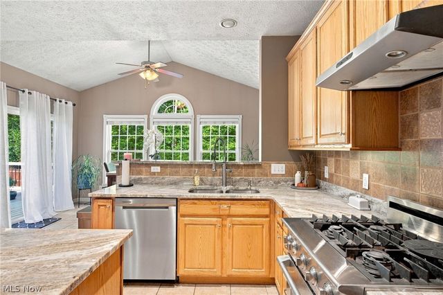 5812 Rosemont Way, Medina, OH 44256