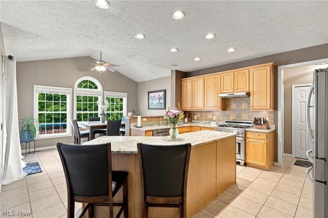 5812 Rosemont Way, Medina, OH 44256