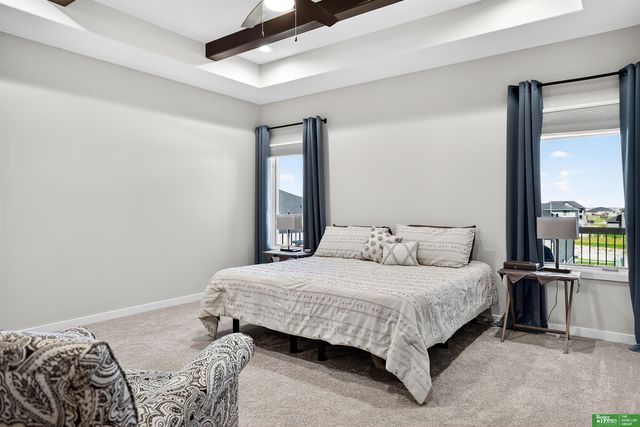12368 Windsor Drive, Papillion, NE 68046
