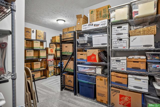 12368 Windsor Drive, Papillion, NE 68046