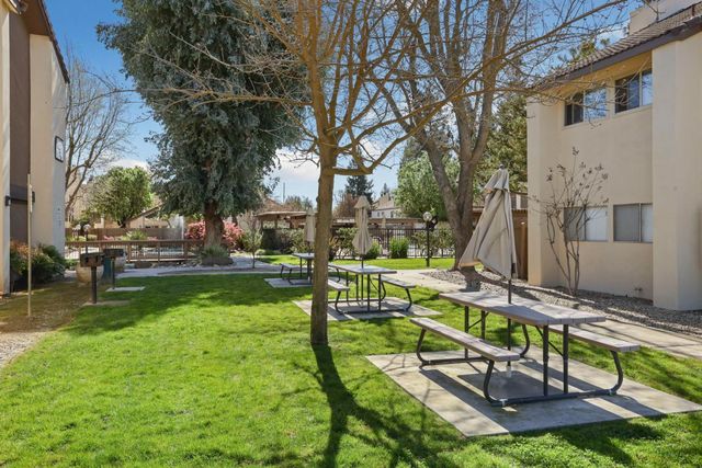 3701 Colonial Dr, Modesto, CA 95356