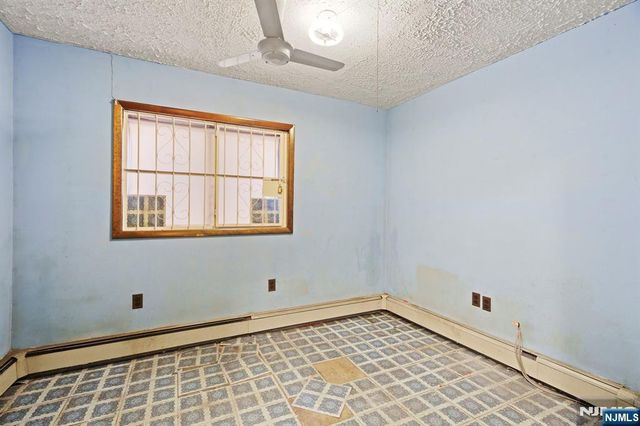 345 5th Street, Ridgefield Park, NJ 07660