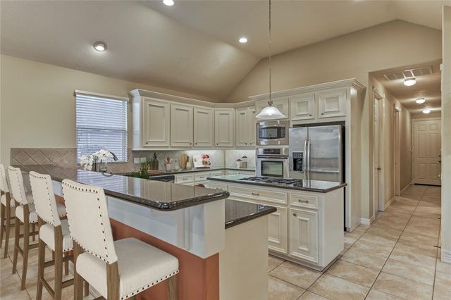 50 Fair Oak Street, Montgomery, TX 77356