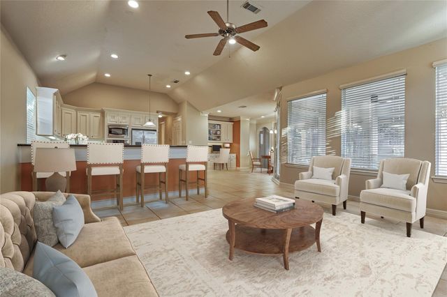 50 Fair Oak Street, Montgomery, TX 77356