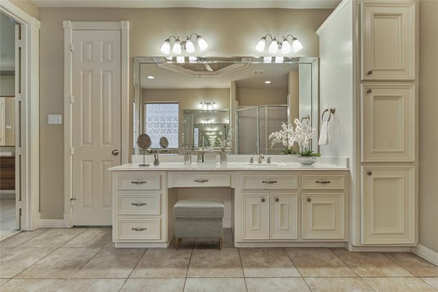 50 Fair Oak Street, Montgomery, TX 77356