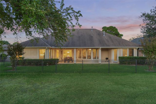 50 Fair Oak Street, Montgomery, TX 77356