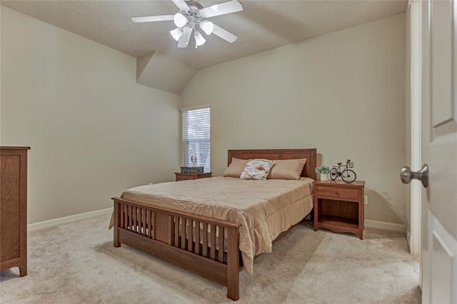 50 Fair Oak Street, Montgomery, TX 77356