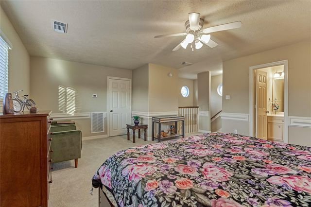 50 Fair Oak Street, Montgomery, TX 77356