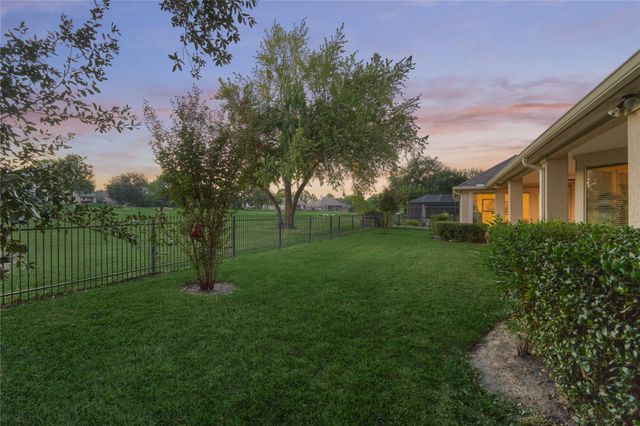 50 Fair Oak Street, Montgomery, TX 77356