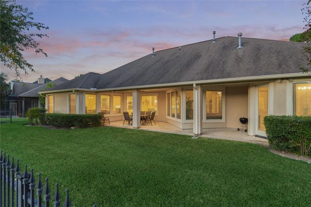 50 Fair Oak Street, Montgomery, TX 77356