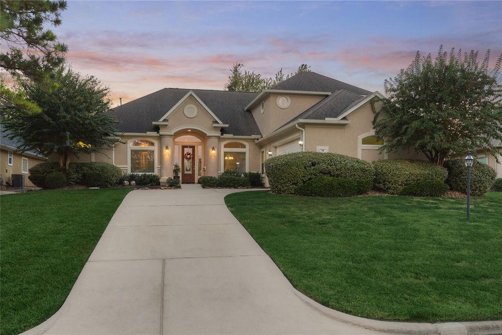 50 Fair Oak Street, Montgomery, TX 77356