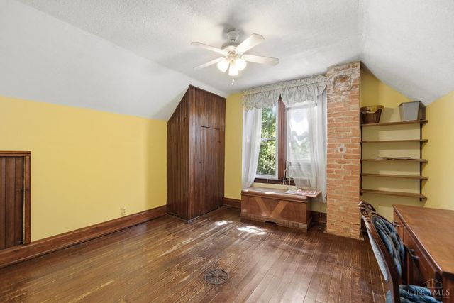 6146 Cedar, Elmwood Place, OH 45216