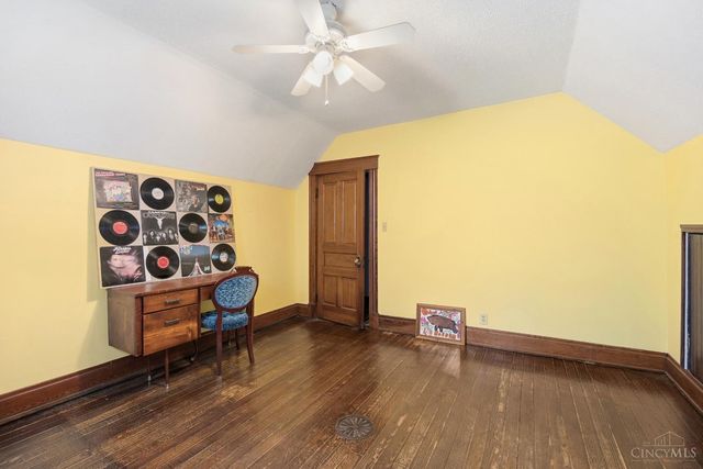 6146 Cedar, Elmwood Place, OH 45216