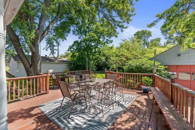 6146 Cedar, Elmwood Place, OH 45216