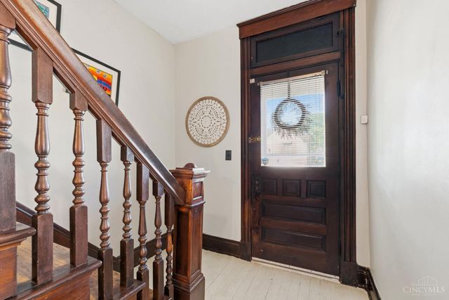 6146 Cedar, Elmwood Place, OH 45216