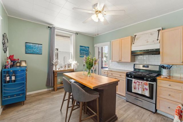 6146 Cedar, Elmwood Place, OH 45216