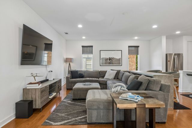 1925 California Drive 1, Dallas, TX 75204