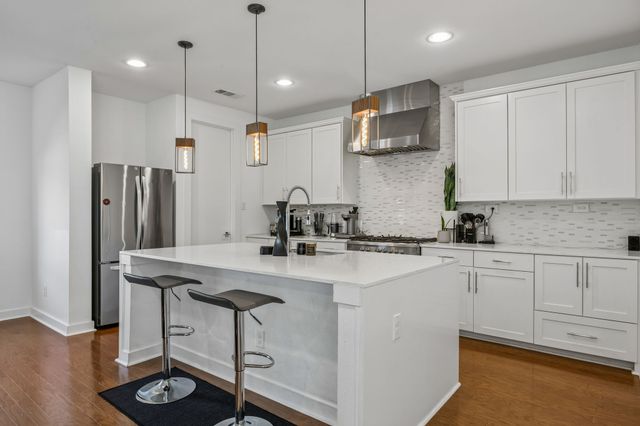 1925 California Drive 1, Dallas, TX 75204