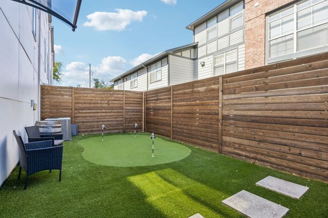 1925 California Drive 1, Dallas, TX 75204