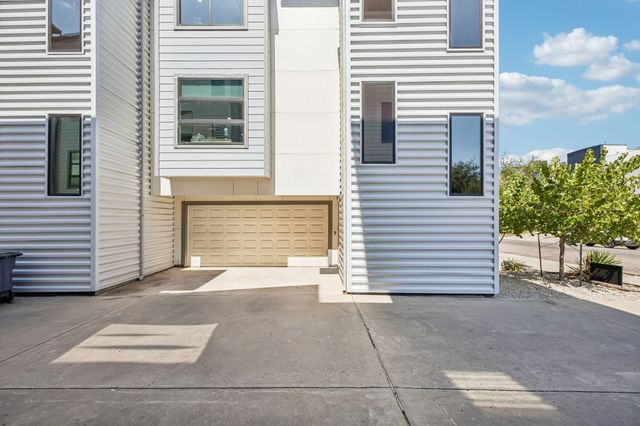 1925 California Drive 1, Dallas, TX 75204