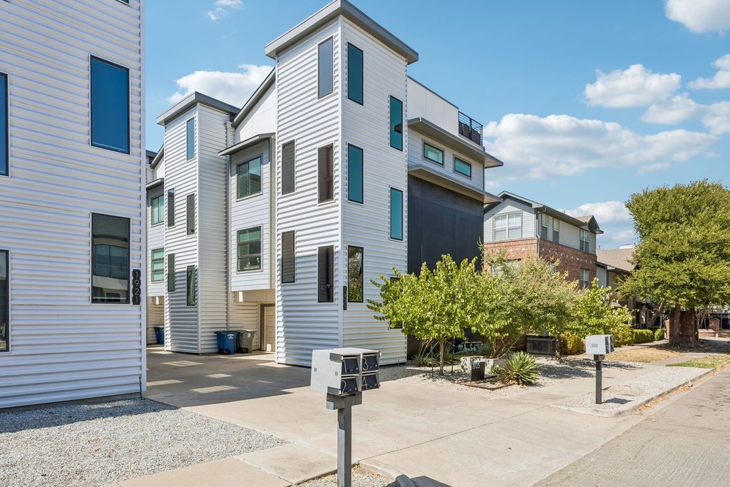 1925 California Drive 1, Dallas, TX 75204