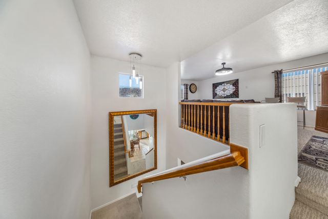 2812 MONUMENT Drive NW, Albuquerque, NM 87120