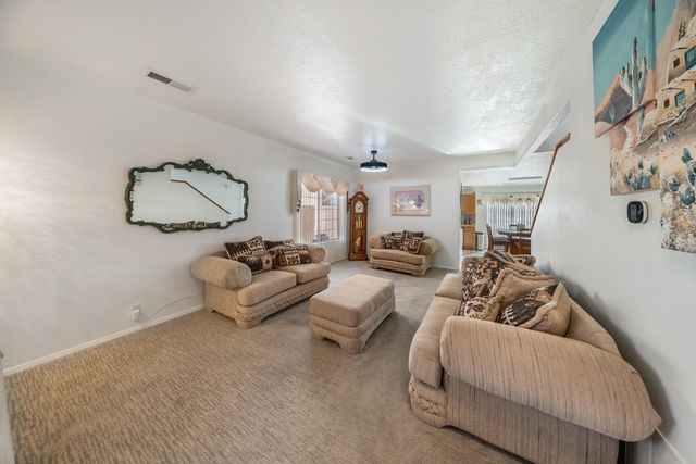 2812 MONUMENT Drive NW, Albuquerque, NM 87120