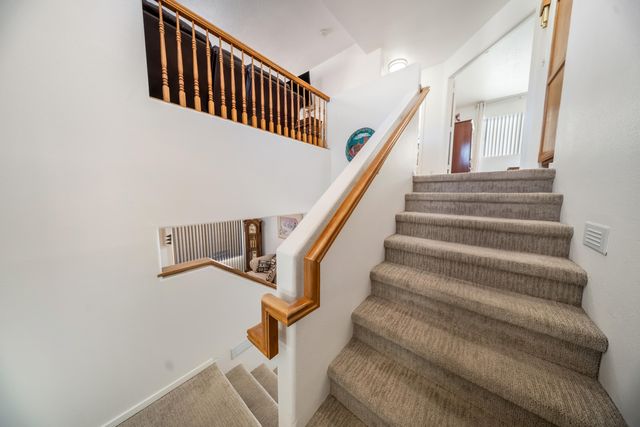 2812 MONUMENT Drive NW, Albuquerque, NM 87120