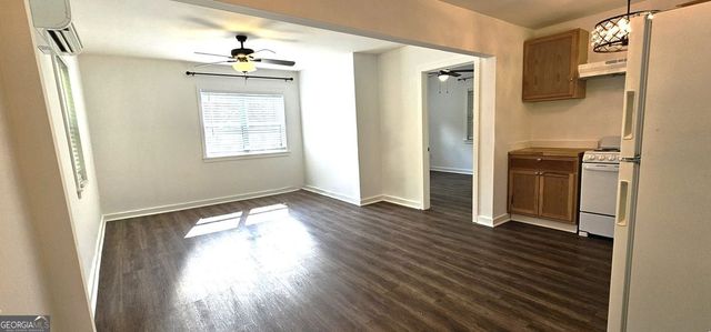 3230 W Shadowlawn Avenue NE GARAGE APT, Atlanta, GA 30305
