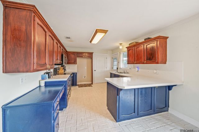 24610 Rolling Meadow, Denham Springs, LA 70726