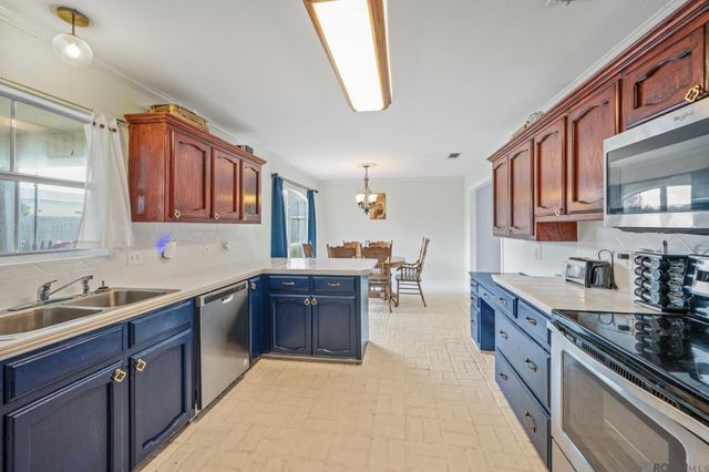 24610 Rolling Meadow, Denham Springs, LA 70726