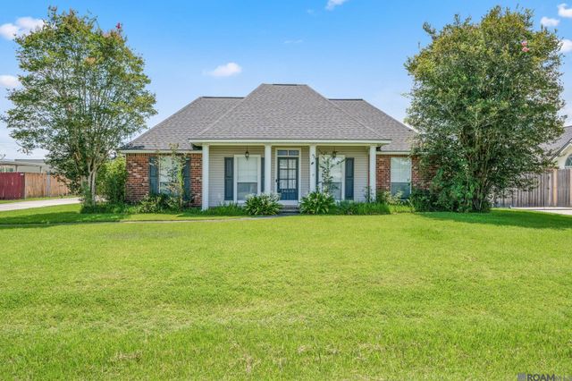 24610 Rolling Meadow, Denham Springs, LA 70726