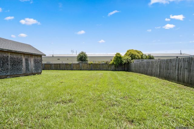 24610 Rolling Meadow, Denham Springs, LA 70726