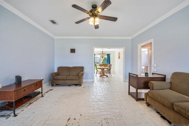 24610 Rolling Meadow, Denham Springs, LA 70726