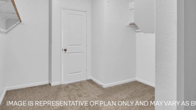 121 Mustange CIR, Buda, TX 78610