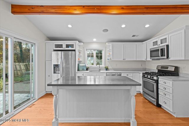 80 Oak Knoll Road, Waretown, NJ 08758