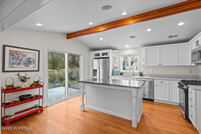 80 Oak Knoll Road, Waretown, NJ 08758