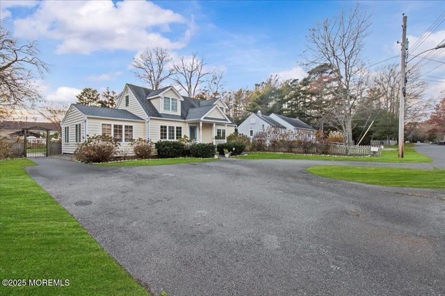 80 Oak Knoll Road, Waretown, NJ 08758