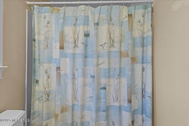 80 Oak Knoll Road, Waretown, NJ 08758