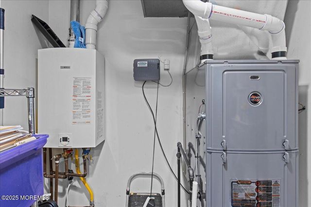 80 Oak Knoll Road, Waretown, NJ 08758