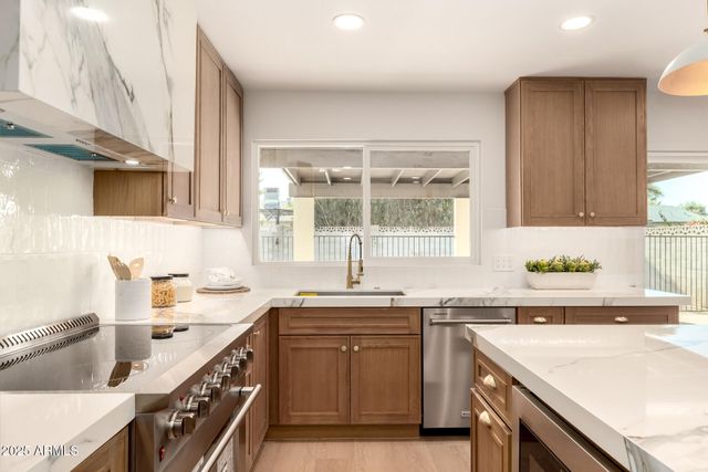 3937 W Wood Drive, Phoenix, AZ 85029