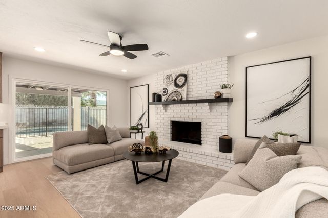 3937 W Wood Drive, Phoenix, AZ 85029