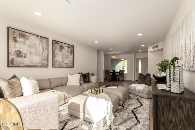 3937 W Wood Drive, Phoenix, AZ 85029