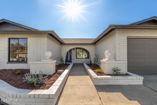 3937 W Wood Drive, Phoenix, AZ 85029