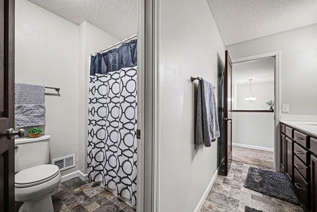 19697 Deerbrooke Path, Farmington, MN 55024